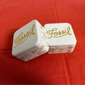 Fossil Tins